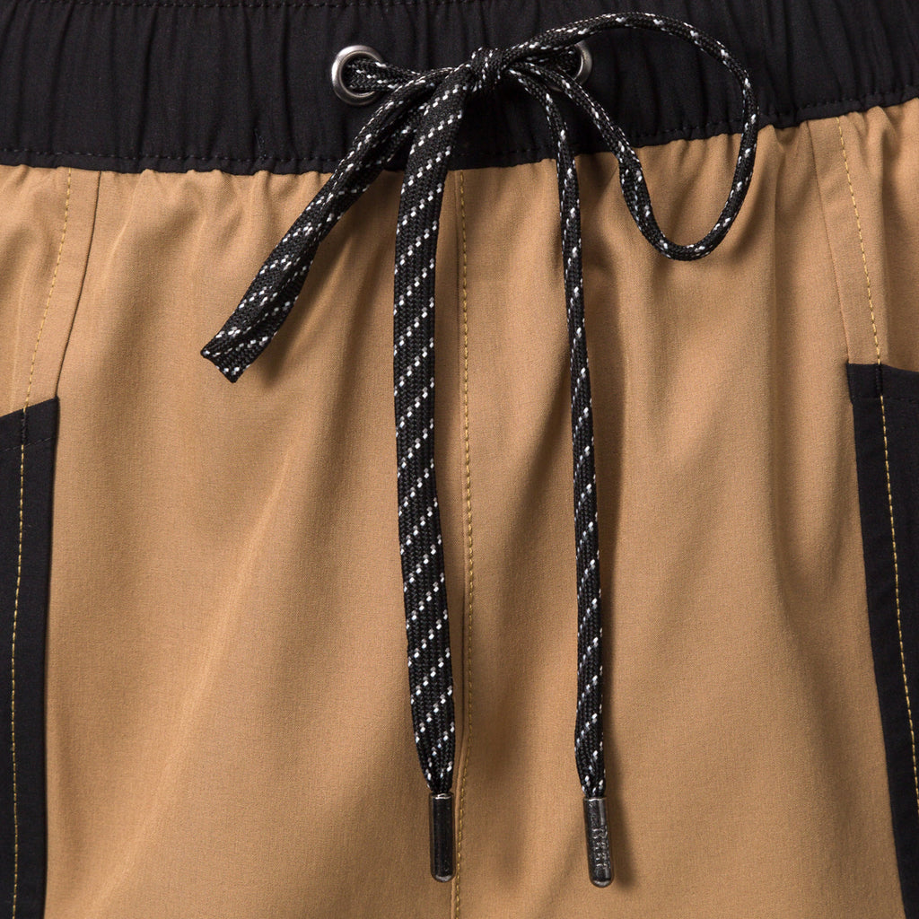 Coast Elastic Waist Short - Lead Grey/Caviar - Down the Line 1 View