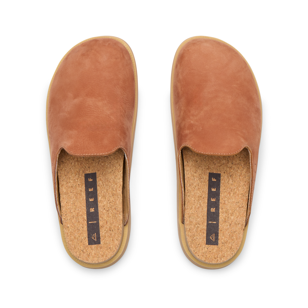Vista Skye women’s slip-on shoes facing up, soft caramel upper, cork footbed with anatomical arch support, beach comfort design.