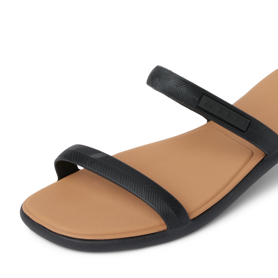 Water Willow Marina - Black/Tan - Down the Line 1 View