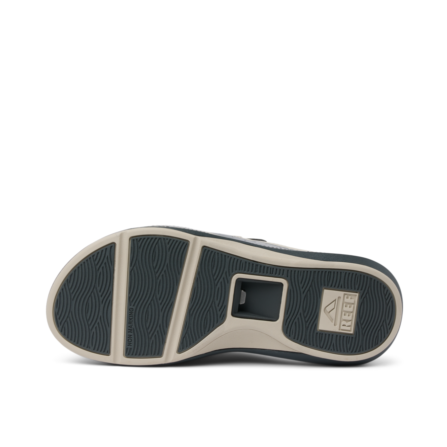 Cruiser Slide - Deep Grey - Underside View