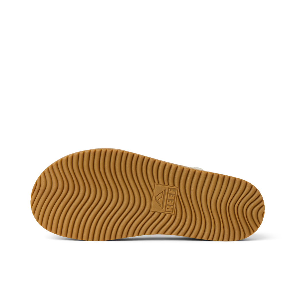 Kids Cali Coastin right shoe sole view, showing durable, water-friendly tread with anatomical arch support for comfort.