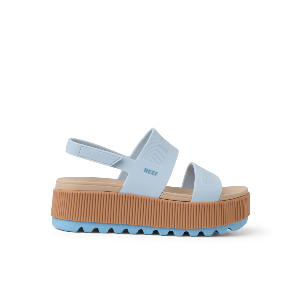 Water Vista Higher women's sandal facing right, platform sole, cushioned arch support, beach-inspired comfort design.