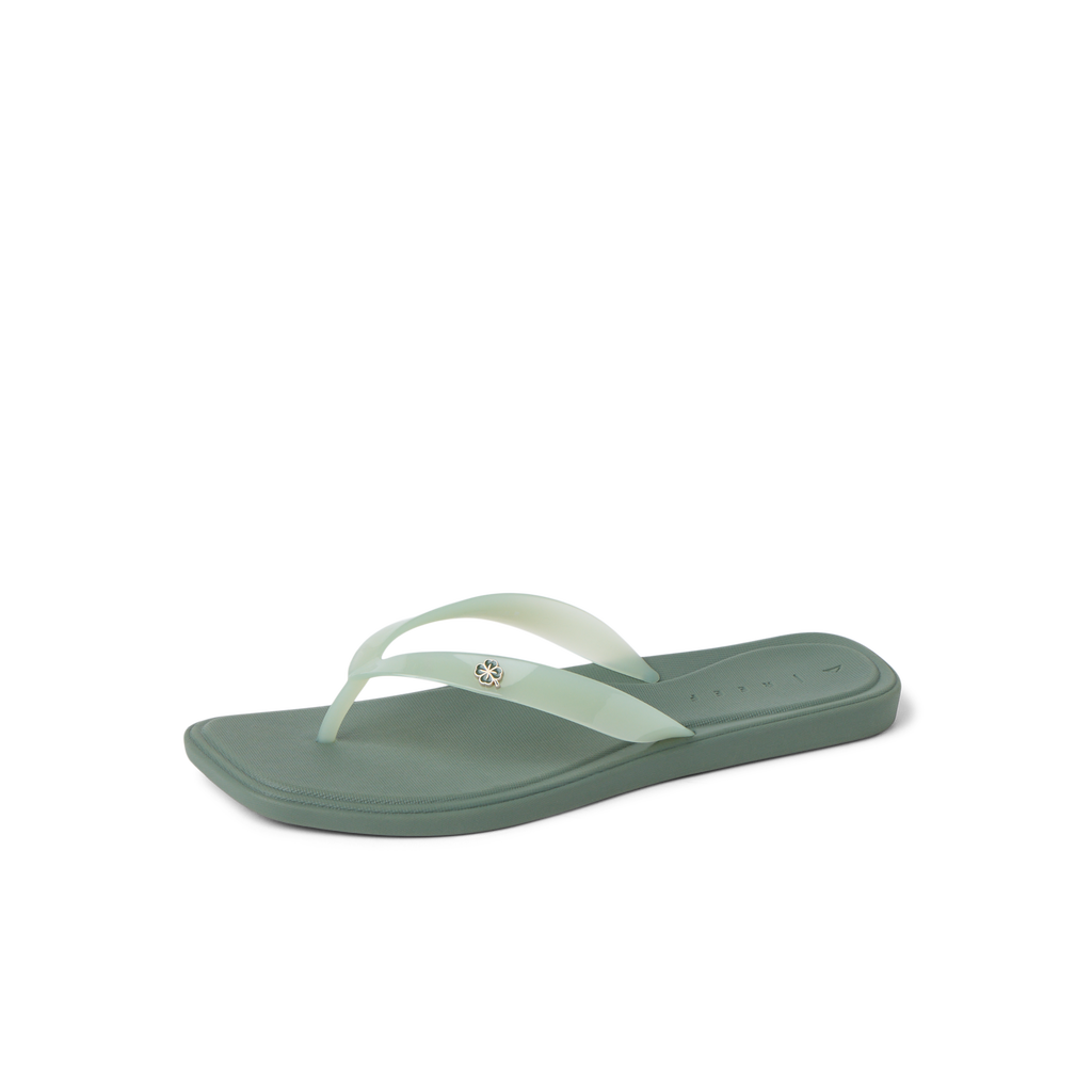 Solaye women's sandal facing right, beach-inspired with soft-rebound cushioning and anatomical arch support for comfort.