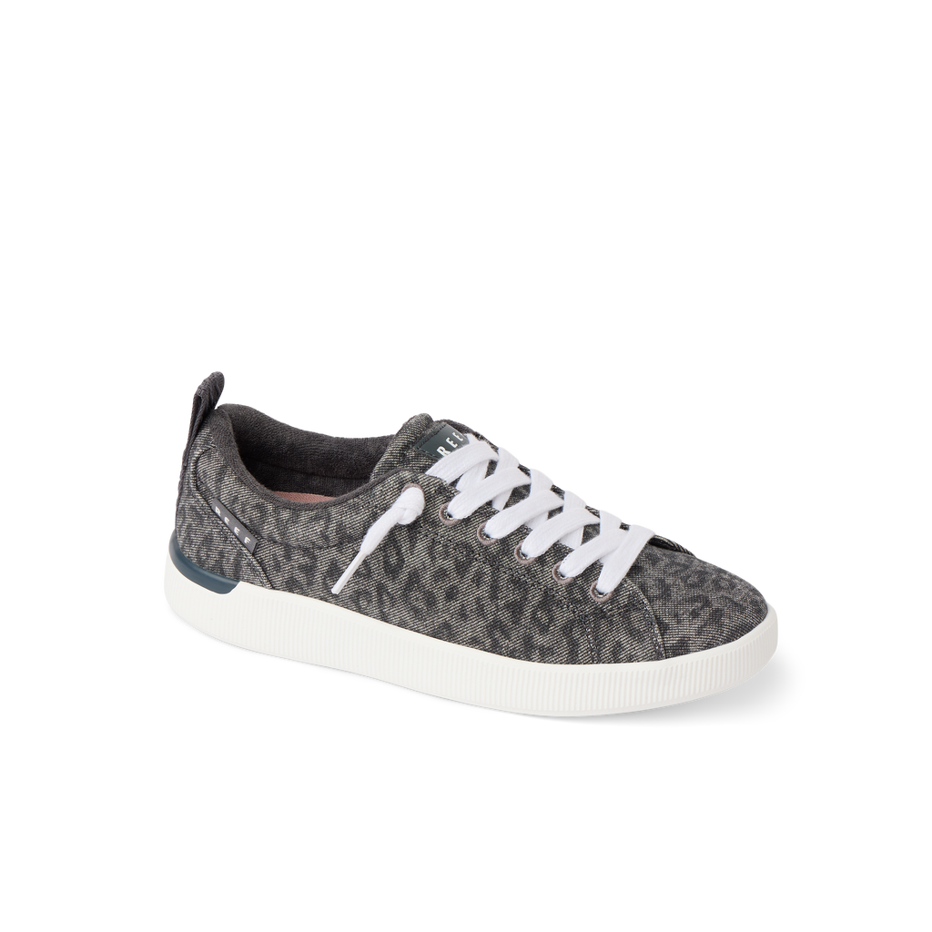 Neptune Alana women’s sneaker facing right, close-up side view with cushioned sole and leopard print, beach-inspired comfort.