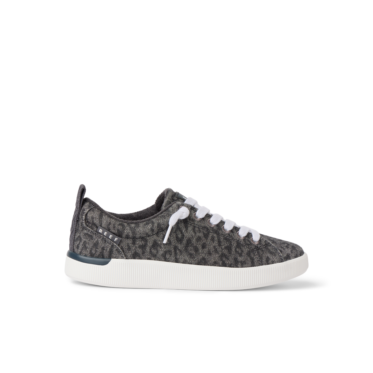 Neptune Alana right-facing sneaker with denim cheetah print, cushioned sole, anatomical arch support for beach comfort.