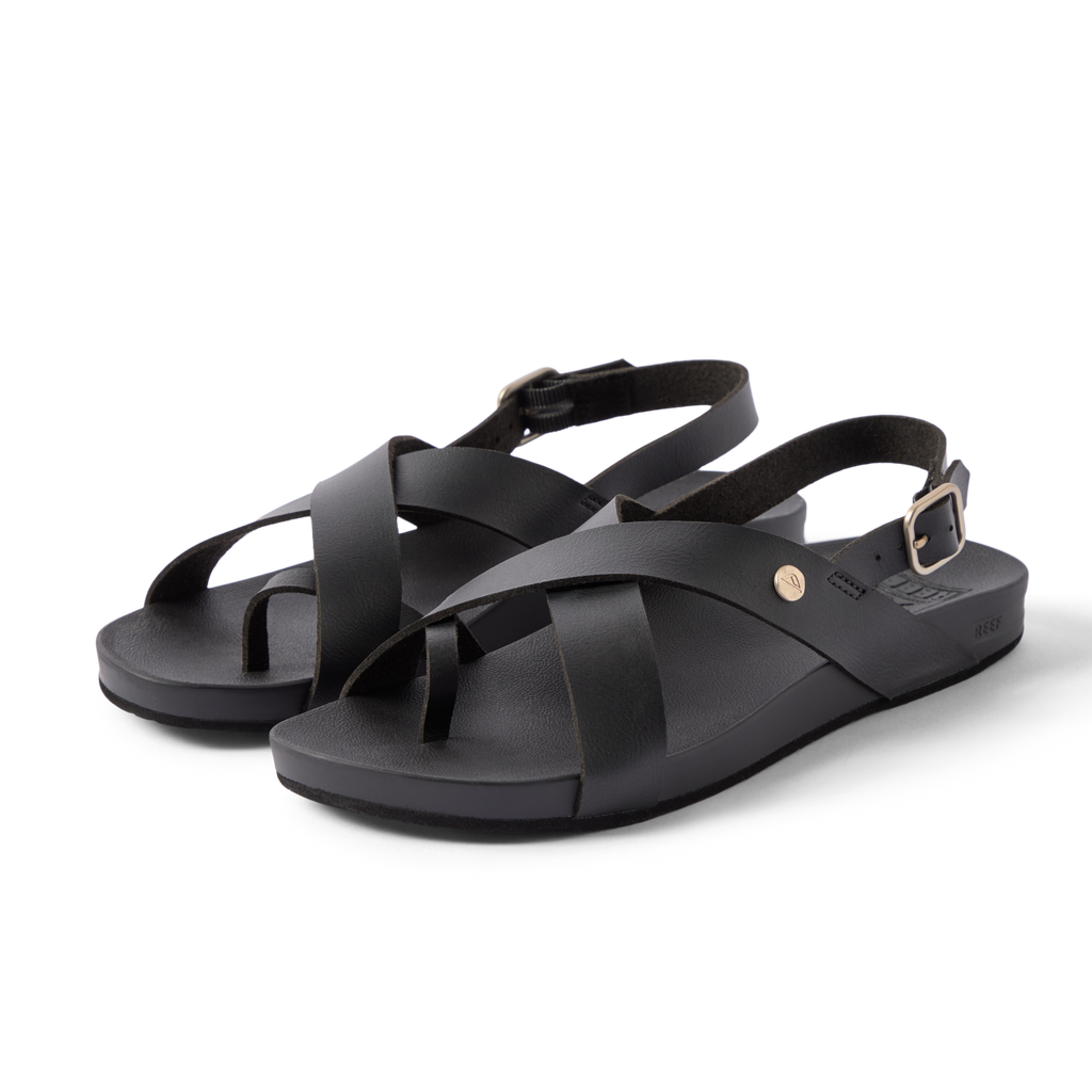 Vista Malia women's black sandals facing right, close-up front side view, with cushioned arch support and adjustable strap.