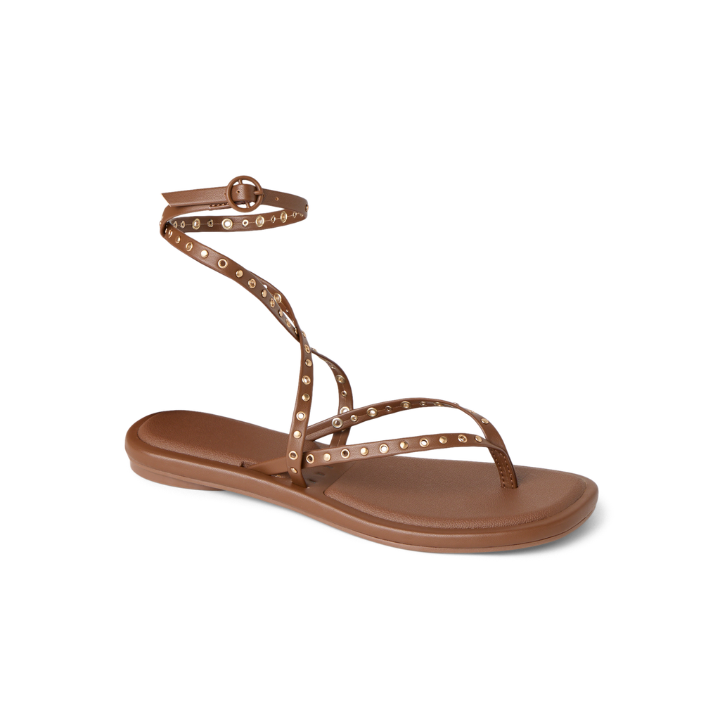 Willow Quinn Studs sandal facing left, close-up of front and ankle straps with stud details for beach comfort.