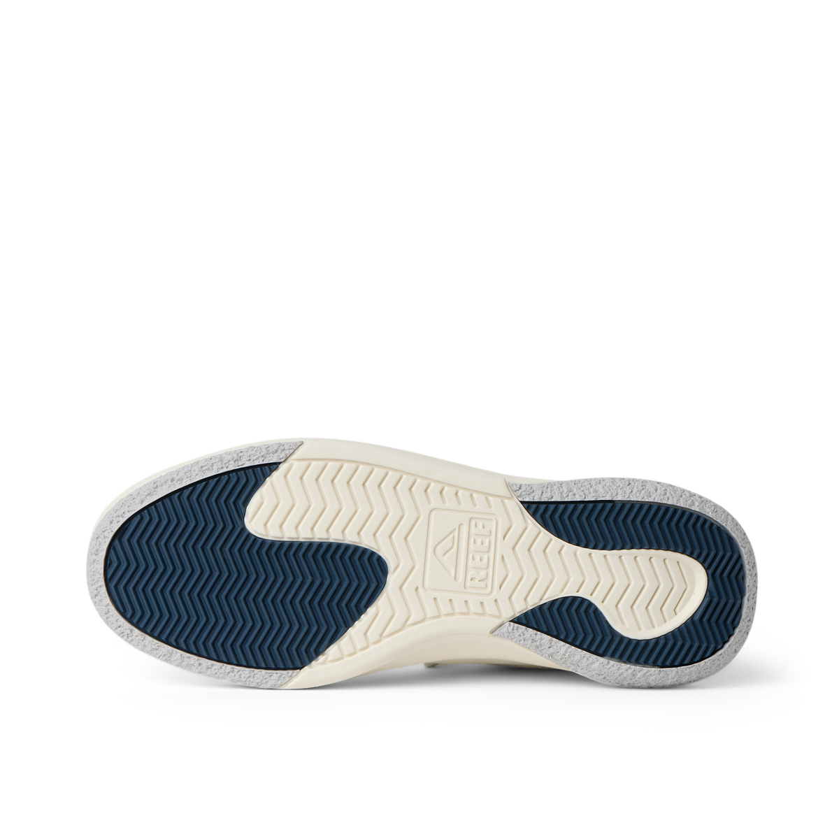 Sole view of Shoreline Del Mar men’s sneaker facing upward, showing durable tread with water-friendly materials.