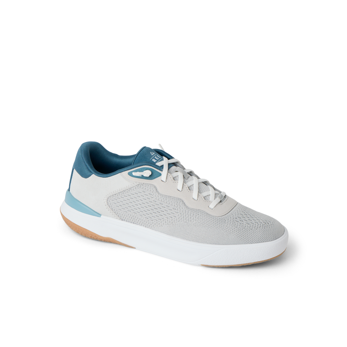 Shoreline Del Mar men's sneaker facing right, grey and blue with water-friendly materials and arch support.