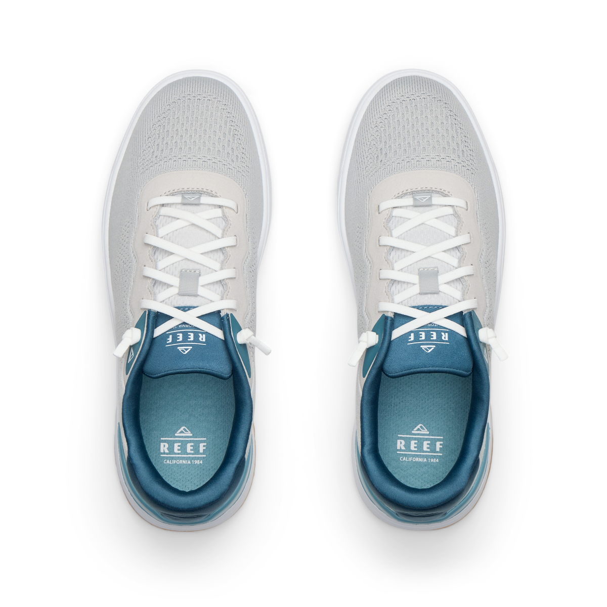 Top view of Shoreline Del Mar men's sneakers in grey and blue with anatomically cushioned footbeds for all-day comfort.