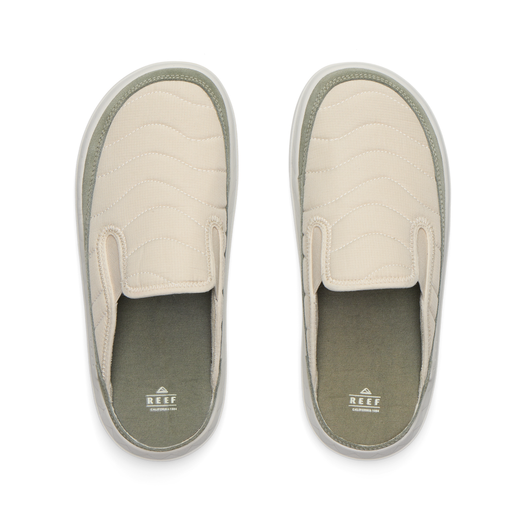 Rambler Kicker slippers top view in soft oatmeal with cushioned memory foam footbed and lightweight EVA sole for all-day comfort