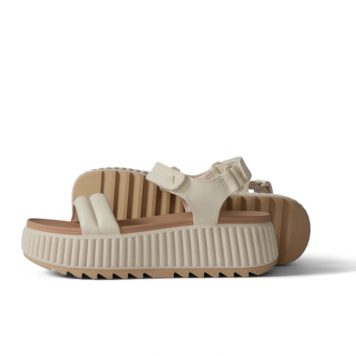 Vista Higher Raya women's white platform sandals facing left, showing sole and side with soft cushioning and arch support.
