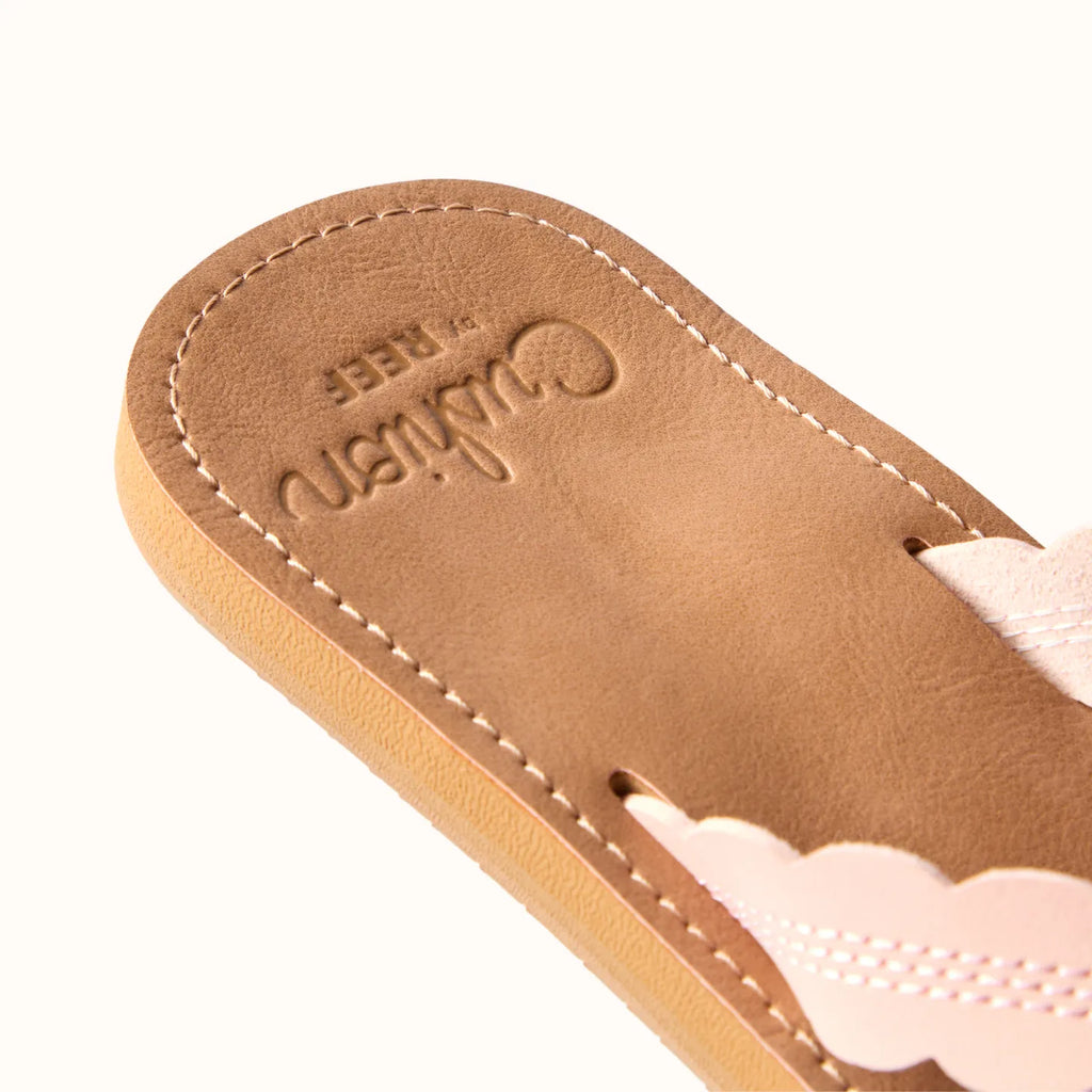 Reef Celine x Jenny close-up of top footbed with scalloped straps, featuring soft rebound cushioning and anatomical arch support